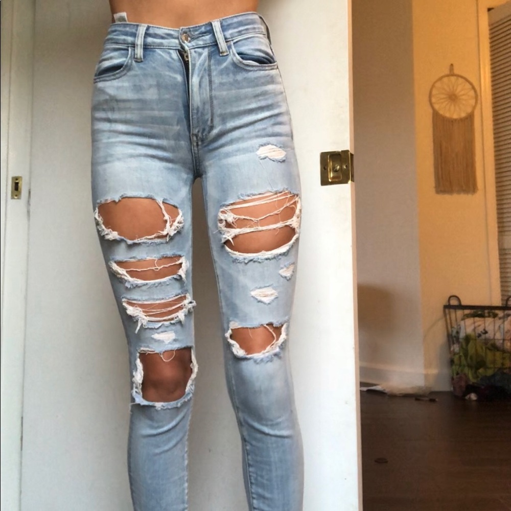 american eagle high waisted ripped jeans